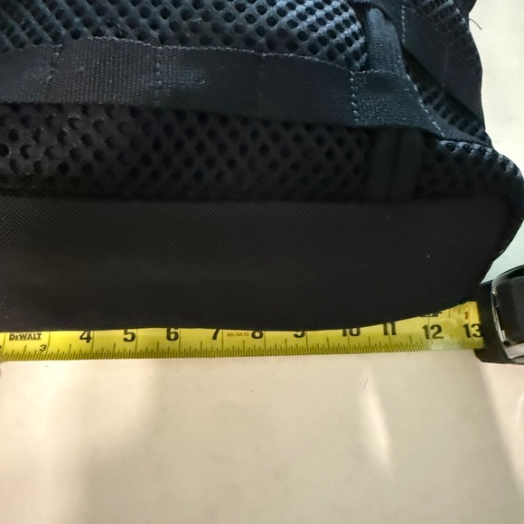 Nike Black Mesh Tote Bag - Picture 9 of 13